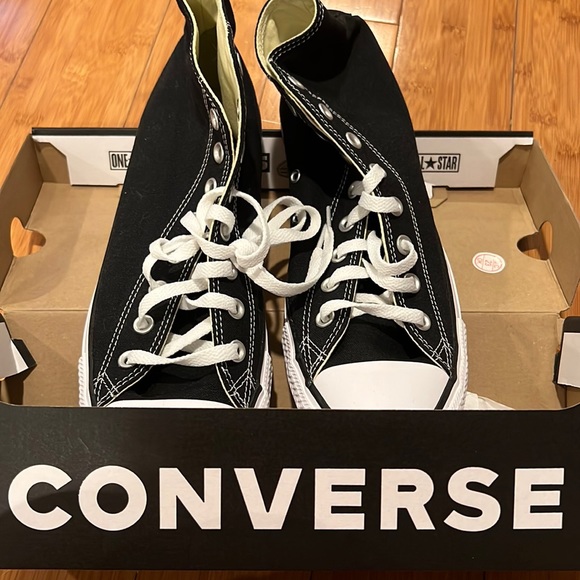 Converse High top